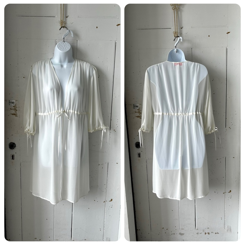 Oscar de la Renta Cream Sheer Robe Lingerie Wrap